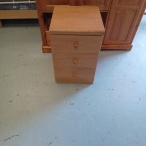 Pine Effect 3 Drawer Chest Unit