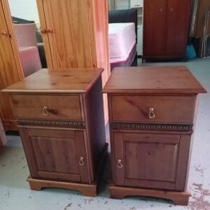 Wooden Bedside Table with Drawer and Cabinet