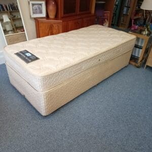 Single Sealy Posturepedic De Luxe Millionaire Mattress