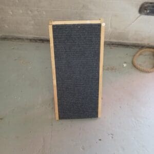 Cat scratching post