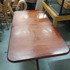 Mahogany Effect Extendable Dining Table