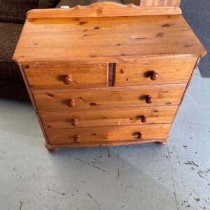 3 big 2 small drawers