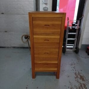 Solid wood chest of drawers